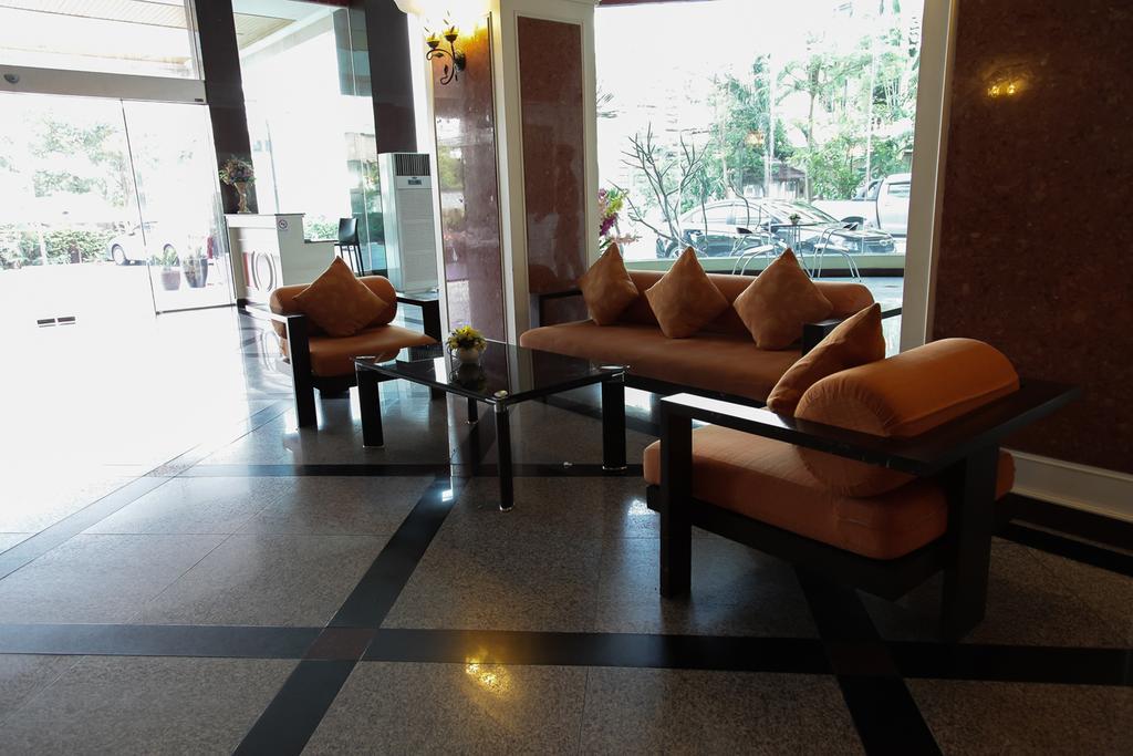 Zen Rooms Bangchak Bangkok Buitenkant foto