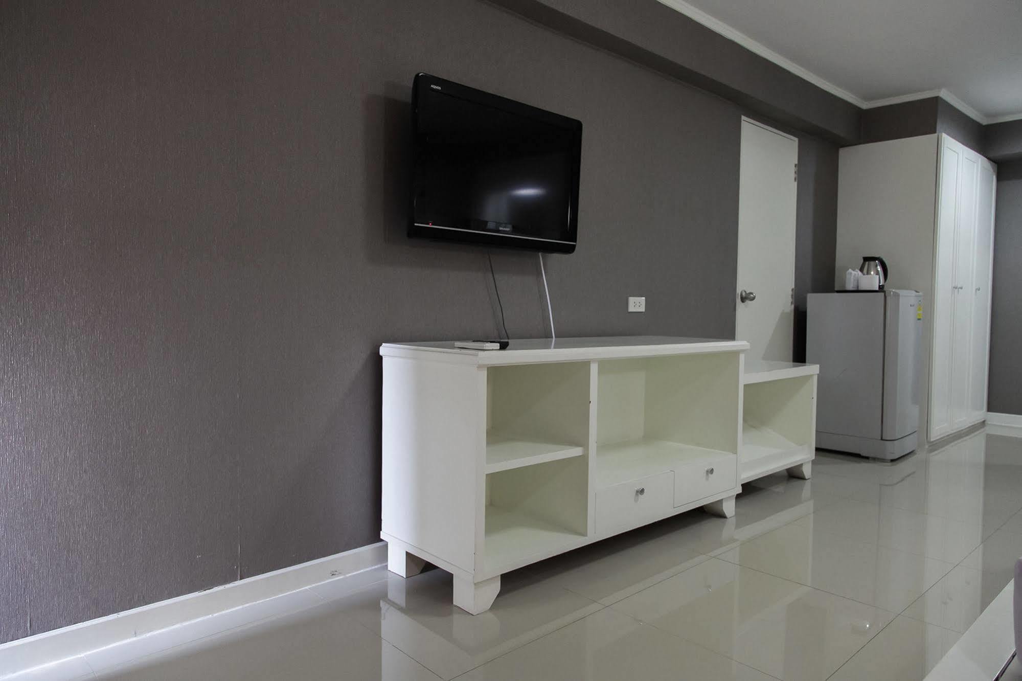 Zen Rooms Bangchak Bangkok Buitenkant foto