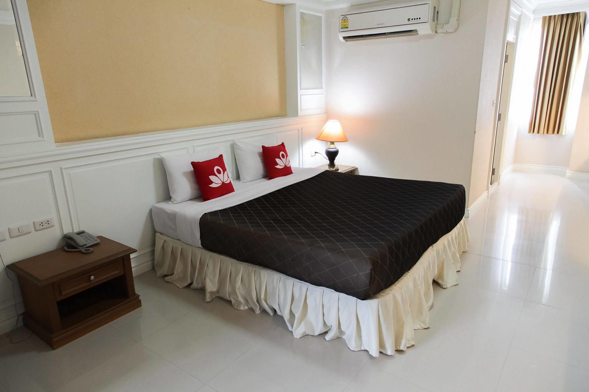Zen Rooms Bangchak Bangkok Buitenkant foto